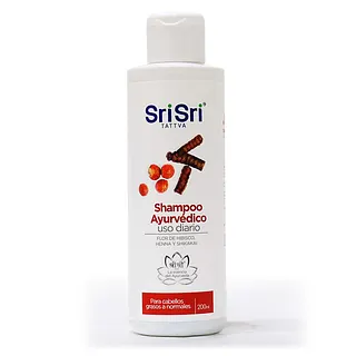 Shampoo Ayurvedico de Uso Diario con Hibisco, Henna y Shikakai x 200 ml (Sri Sri)