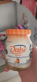 Yogur Entero con Mango y Maracuya (Dahi)